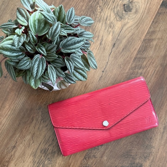 Louis Vuitton Accessories - ** Louis Vuitton ** Wallet Epi Sarah Wallet Castillan Red Valentine’s Day COA